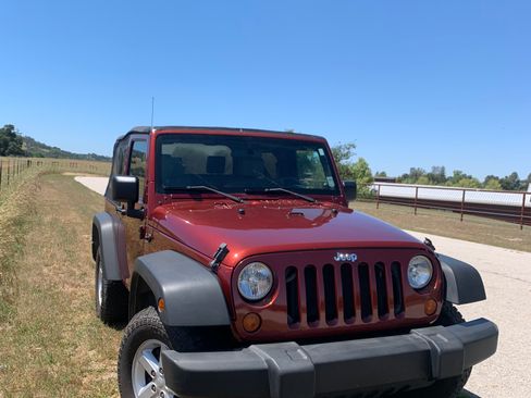 Used 2008 Jeep Wrangler X image 2