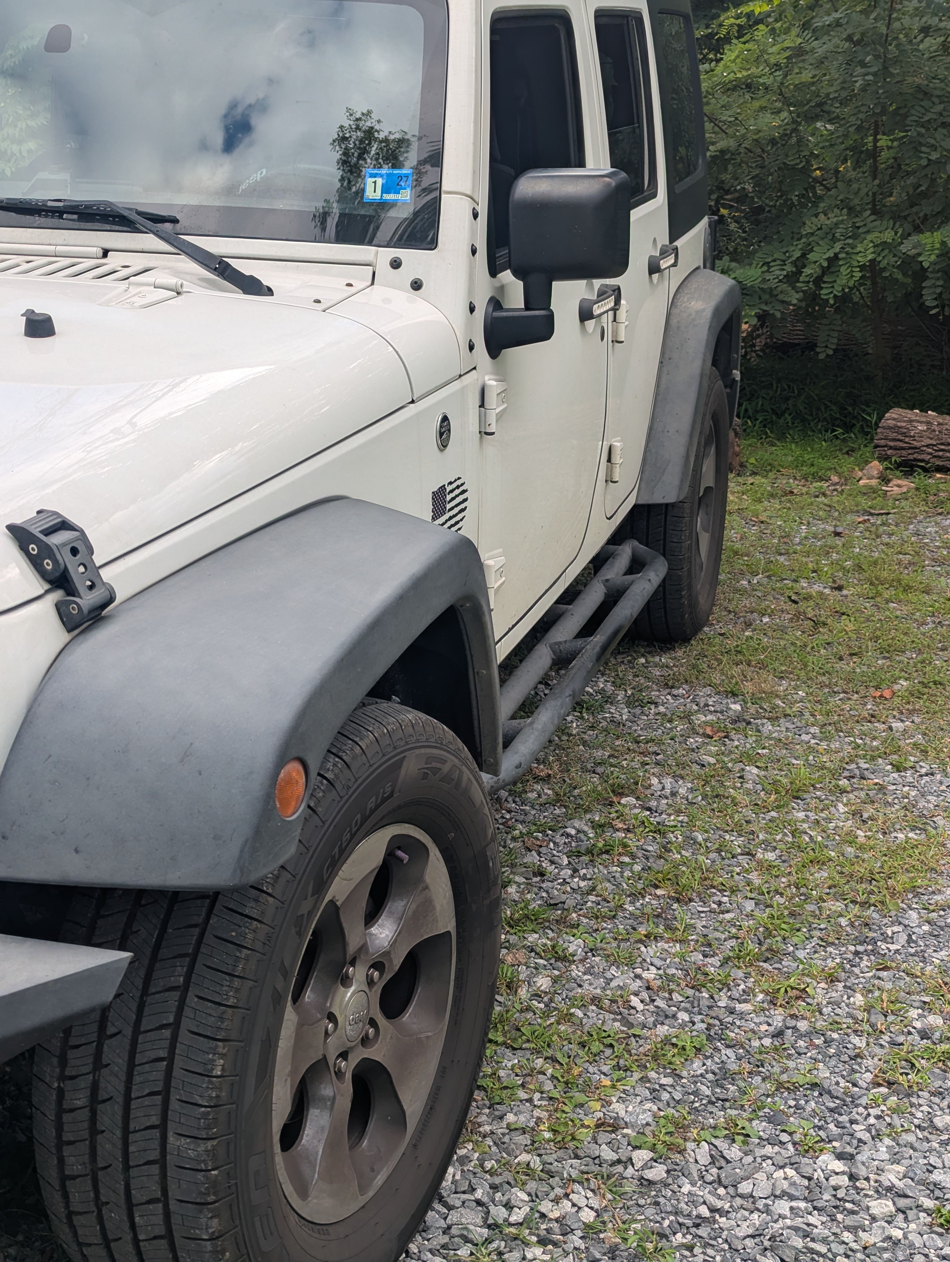 Used 2016 Jeep Wrangler Unlimited Sport w/ Connectivity Group AWD/4WD image 8