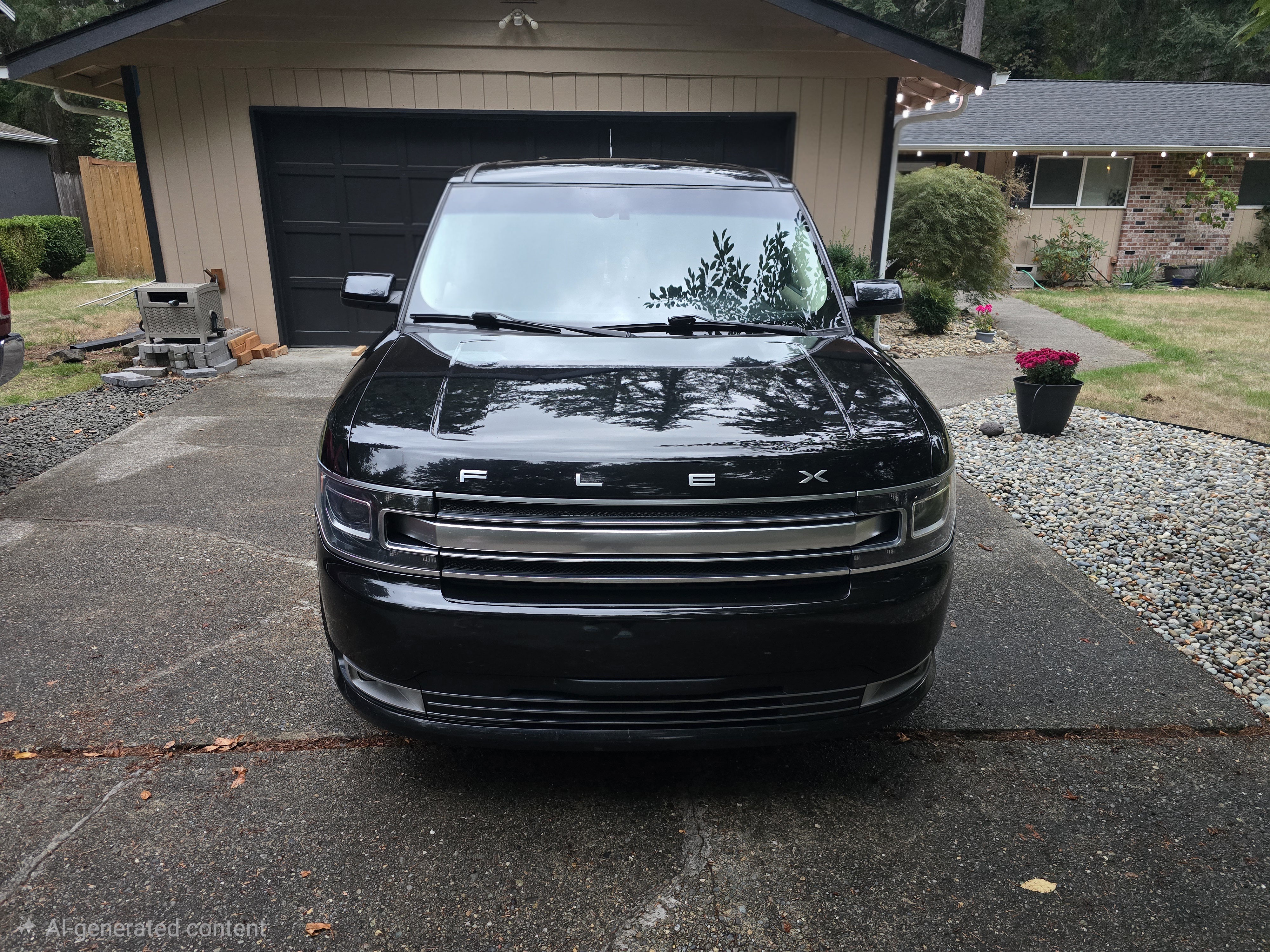 Used 2018 Ford Flex Limited w/ Class III Trailer Tow Package FWD image 1