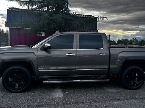 Used 2018 GMC Sierra 1500 Denali AWD/4WD image 6