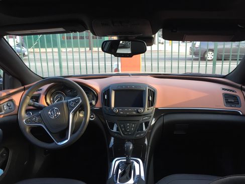 Used 2017 Buick Regal Premium w/ Driver Confidence Package #1 image 10