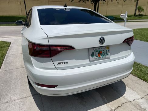 Used 2021 Volkswagen Jetta S w/ Driver Assistance Package FWD image 4