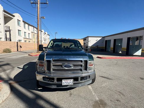 Used 2009 Ford F250 FX4 image 4