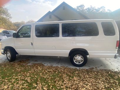 Used 2014 Ford E-350 and Econoline 350 XLT