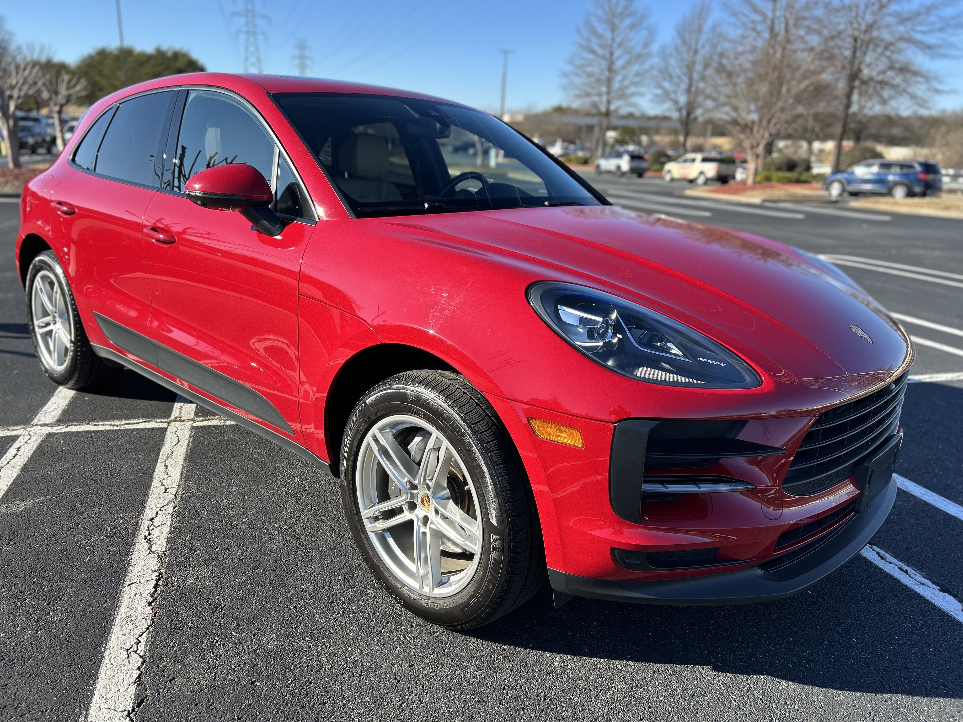 Used 2021 Porsche Macan AWD/4WD image 1