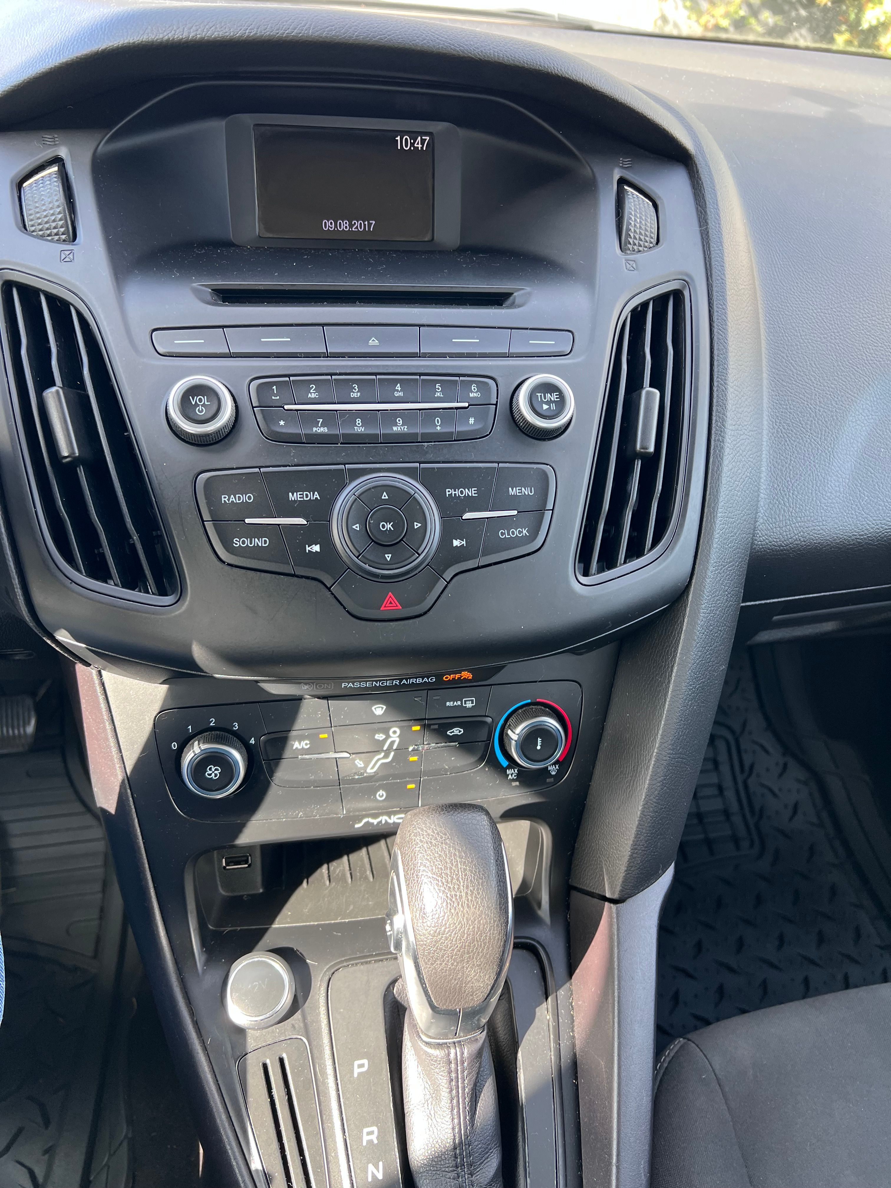Used 2017 Ford Focus S FWD image 14