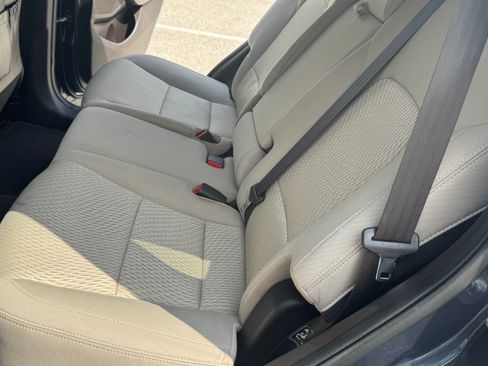 Used 2018 Hyundai Santa Fe Sport w/ 2.4L Value Package 02 AWD/4WD image 15