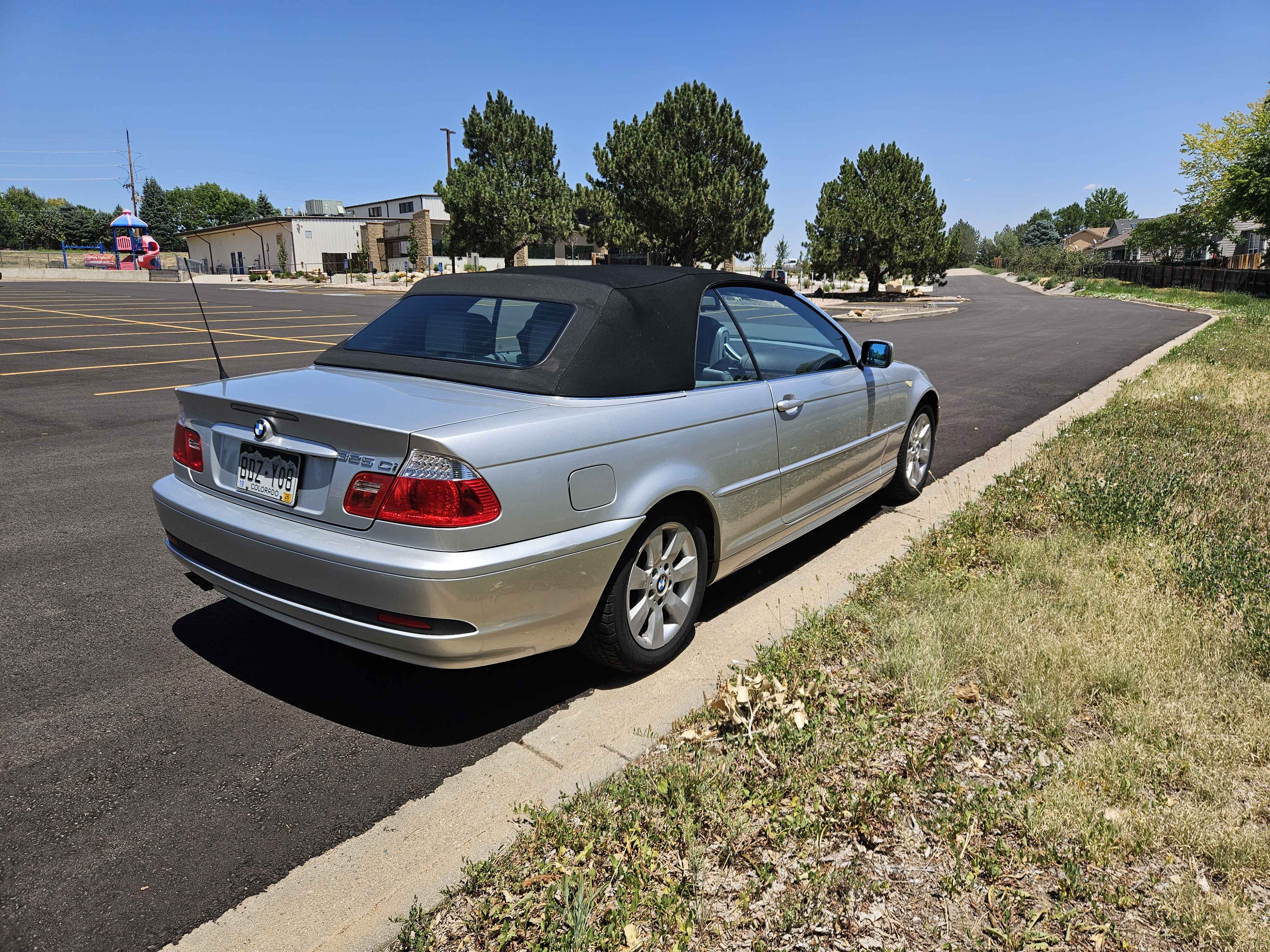 Used 2006 BMW 325Ci Convertible RWD image 4