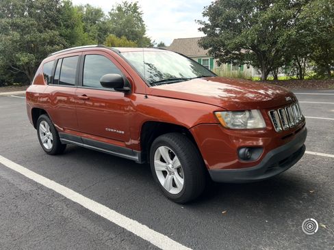 Used 2012 Jeep Compass Latitude image 6
