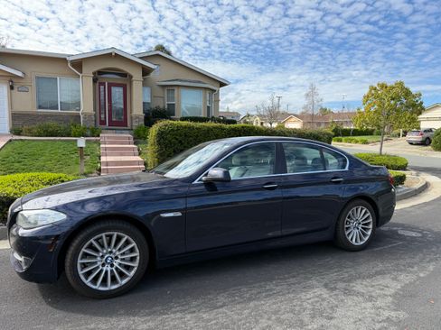 Used 2013 BMW 535i Sedan image 2
