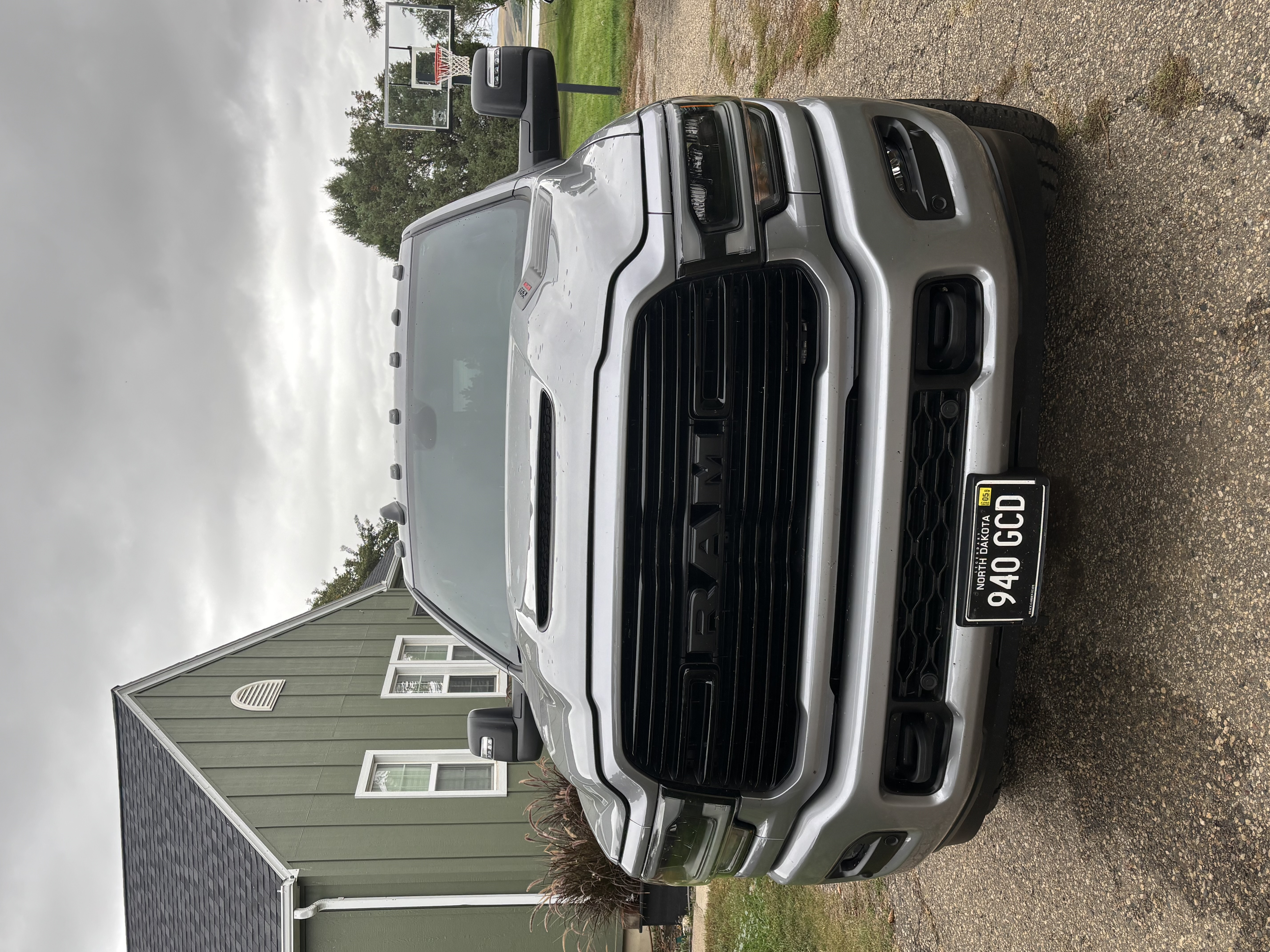 Used 2024 RAM 2500 Laramie w/ Night Edition AWD/4WD image 12
