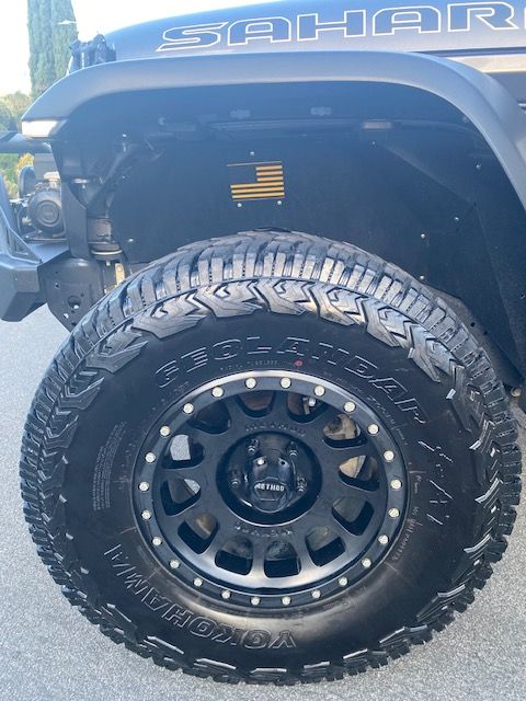 Used 2020 Jeep Wrangler Unlimited Sahara AWD/4WD image 18