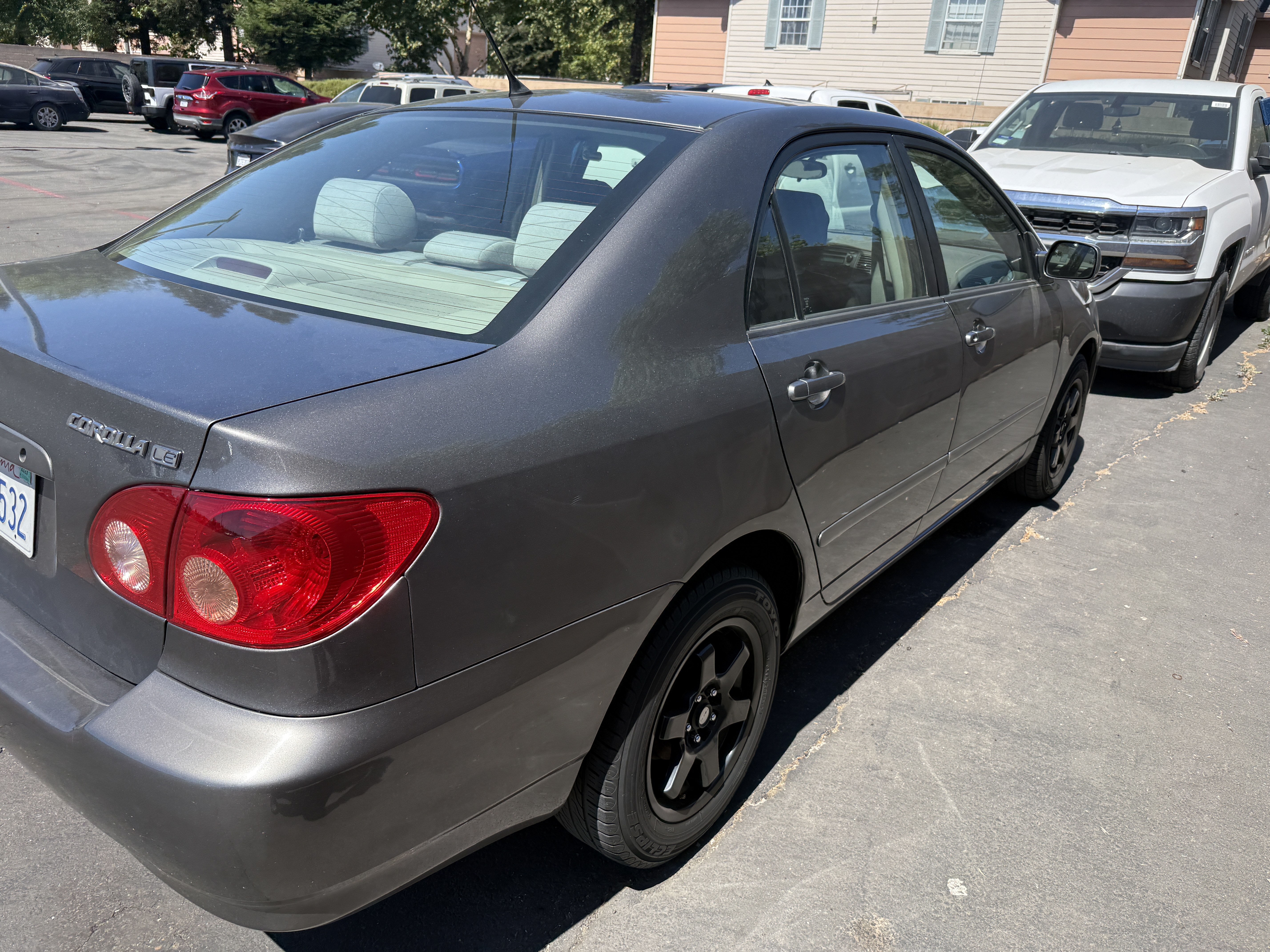 Used 2005 Toyota Corolla LE FWD image 4