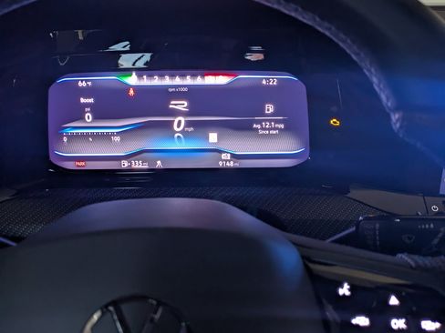 Used 2024 Volkswagen Golf R image 14