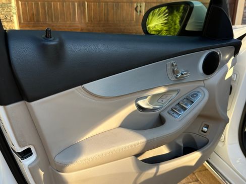 Used 2016 Mercedes-Benz C 300 Sedan image 13