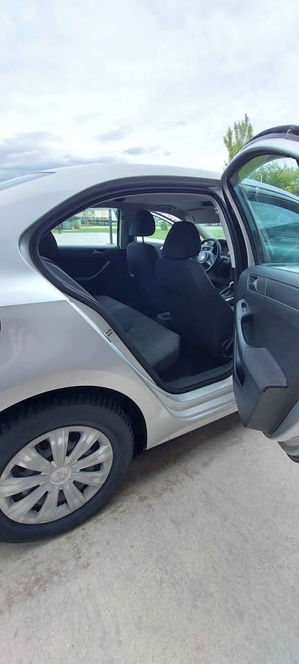 Used 2011 Volkswagen Jetta S FWD image 10