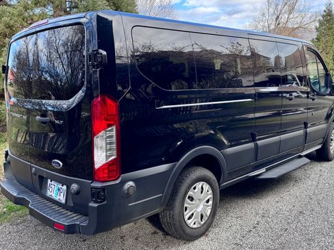 Used 2019 Ford Transit 350 XLT image 8