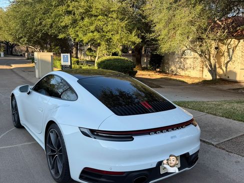 Used 2020 Porsche 911 Carrera image 8