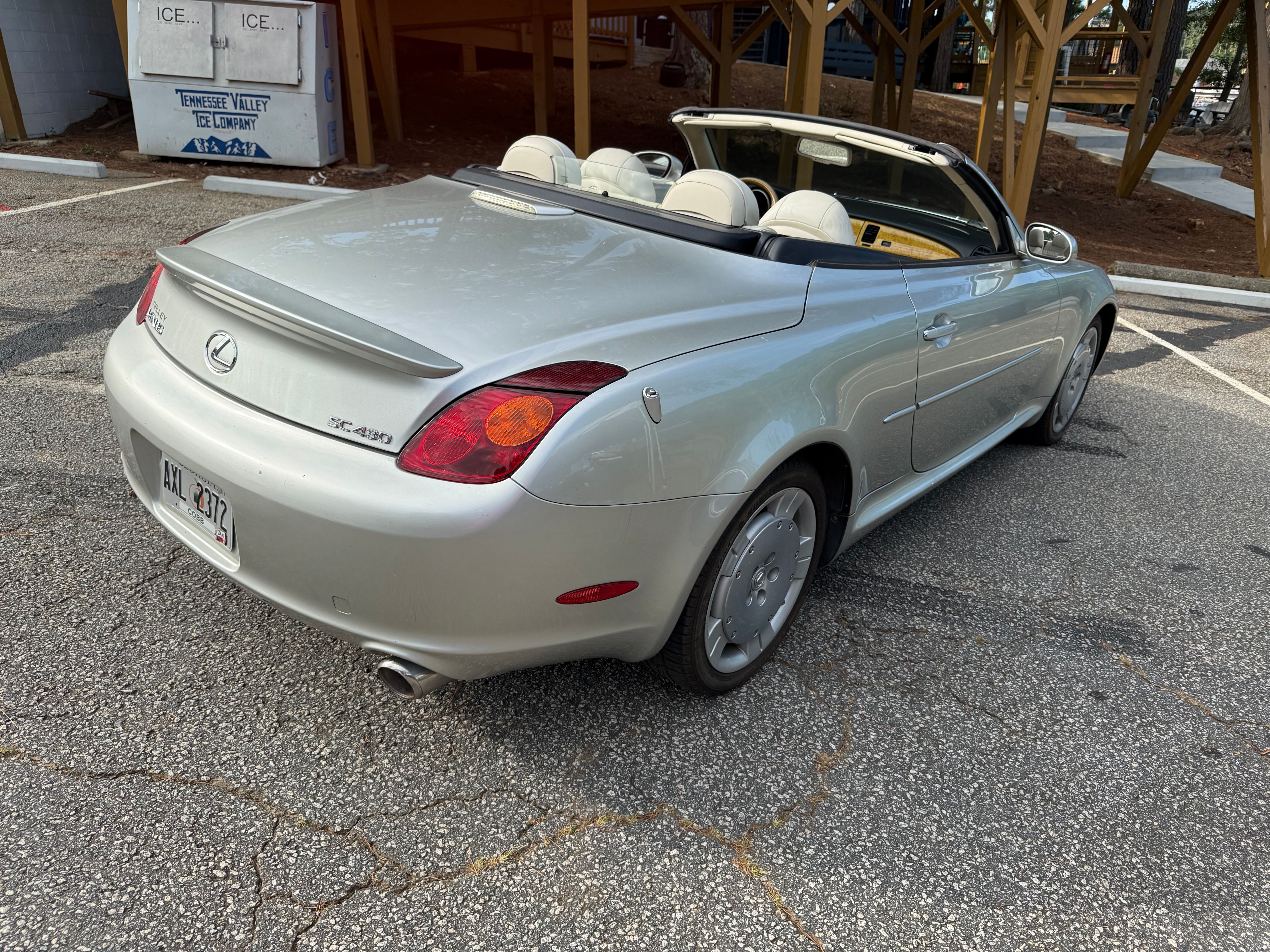 Used 2002 Lexus SC 430 Convertible RWD image 8