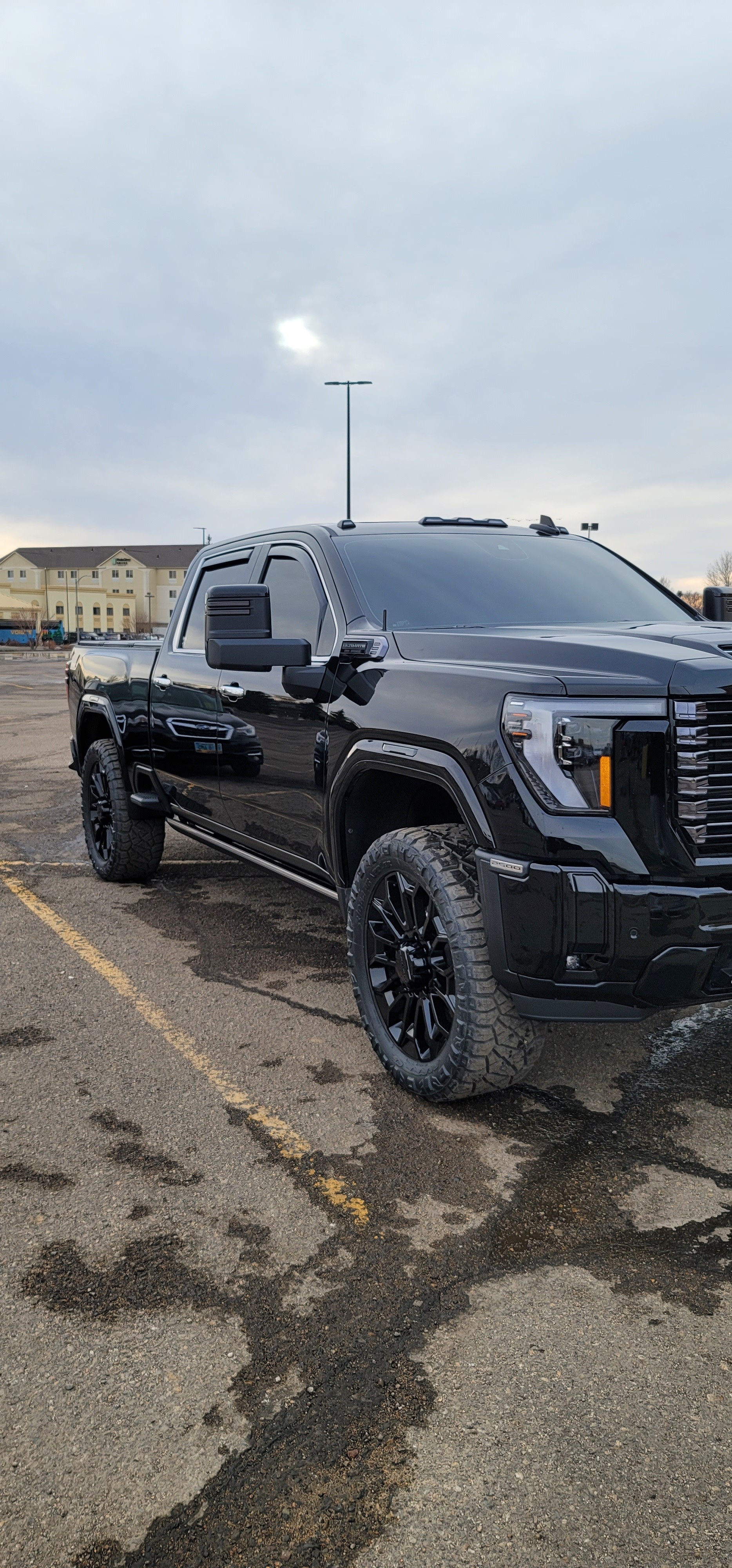 Used 2026 GMC Sierra 2500 Denali Ultimate w/ Max Trailering Package AWD/4WD image 19
