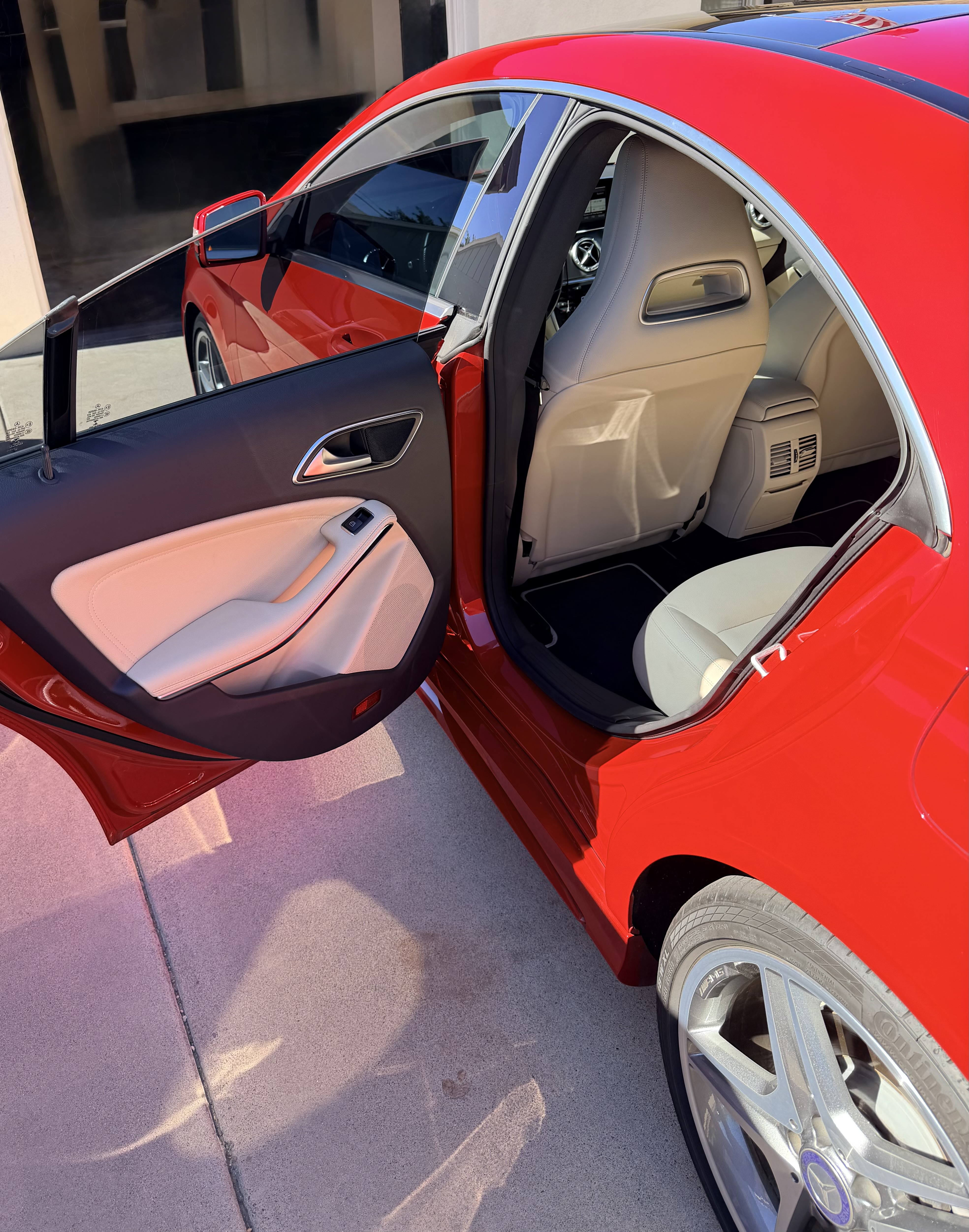 Used 2014 Mercedes-Benz CLA 250 image 5