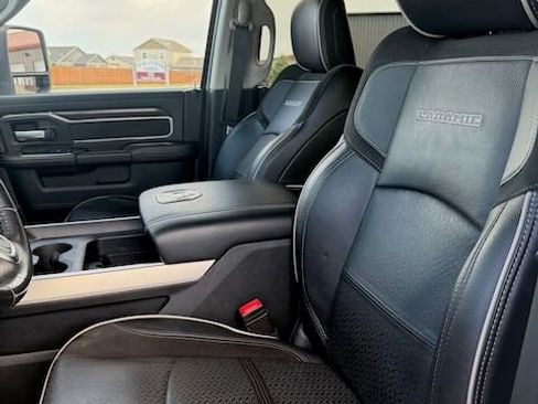 Used 2023 RAM 4500 Laramie AWD/4WD image 15
