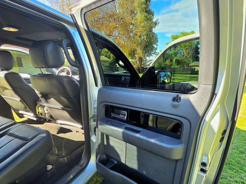 Used 2014 Ford F150 Limited image 14