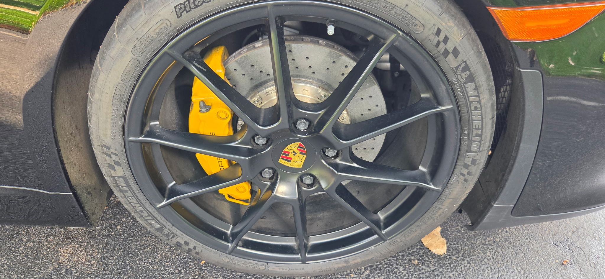 Used 2016 Porsche Boxster Spyder RWD image 21