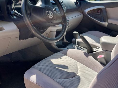 Used 2007 Toyota RAV4 2WD image 14