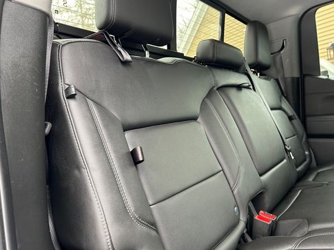 Used 2019 Chevrolet Silverado 1500 LT Trail Boss image 28