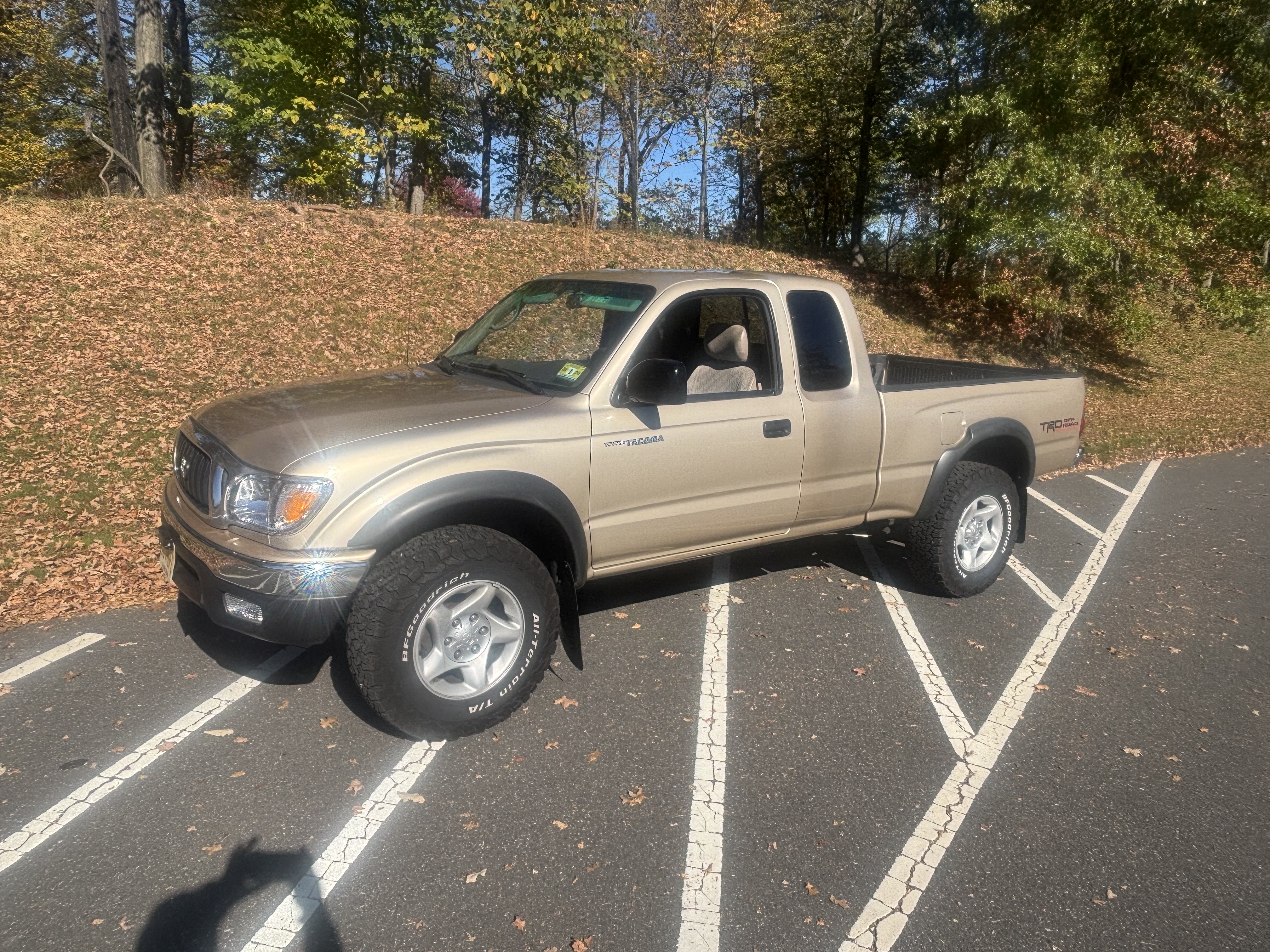 Used 2001 Toyota Tacoma 4x4 Xtracab V6 image 2