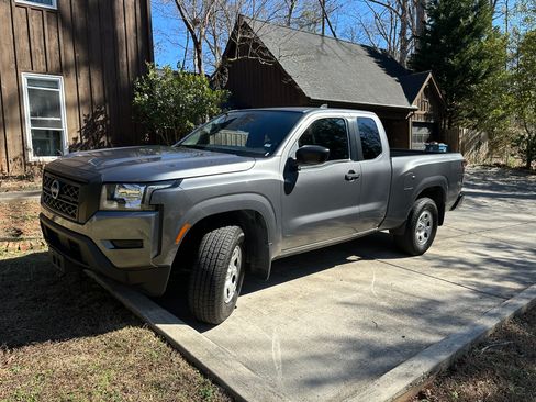 Used 2022 Nissan Frontier S w/ Technology Package image 1