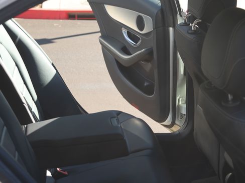 Used 2016 Mercedes-Benz C 300 Sedan image 12