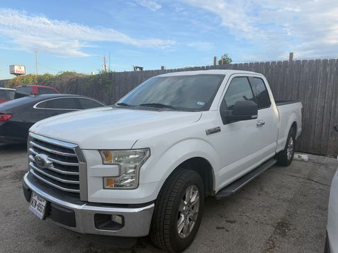 Used 2015 Ford F150 XLT w/ Equipment Group 301A Mid RWD image 2
