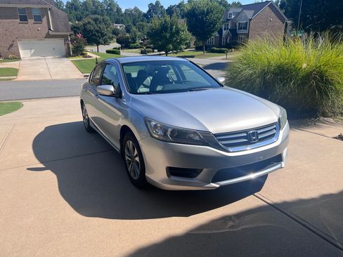Used 2014 Honda Accord LX image 6