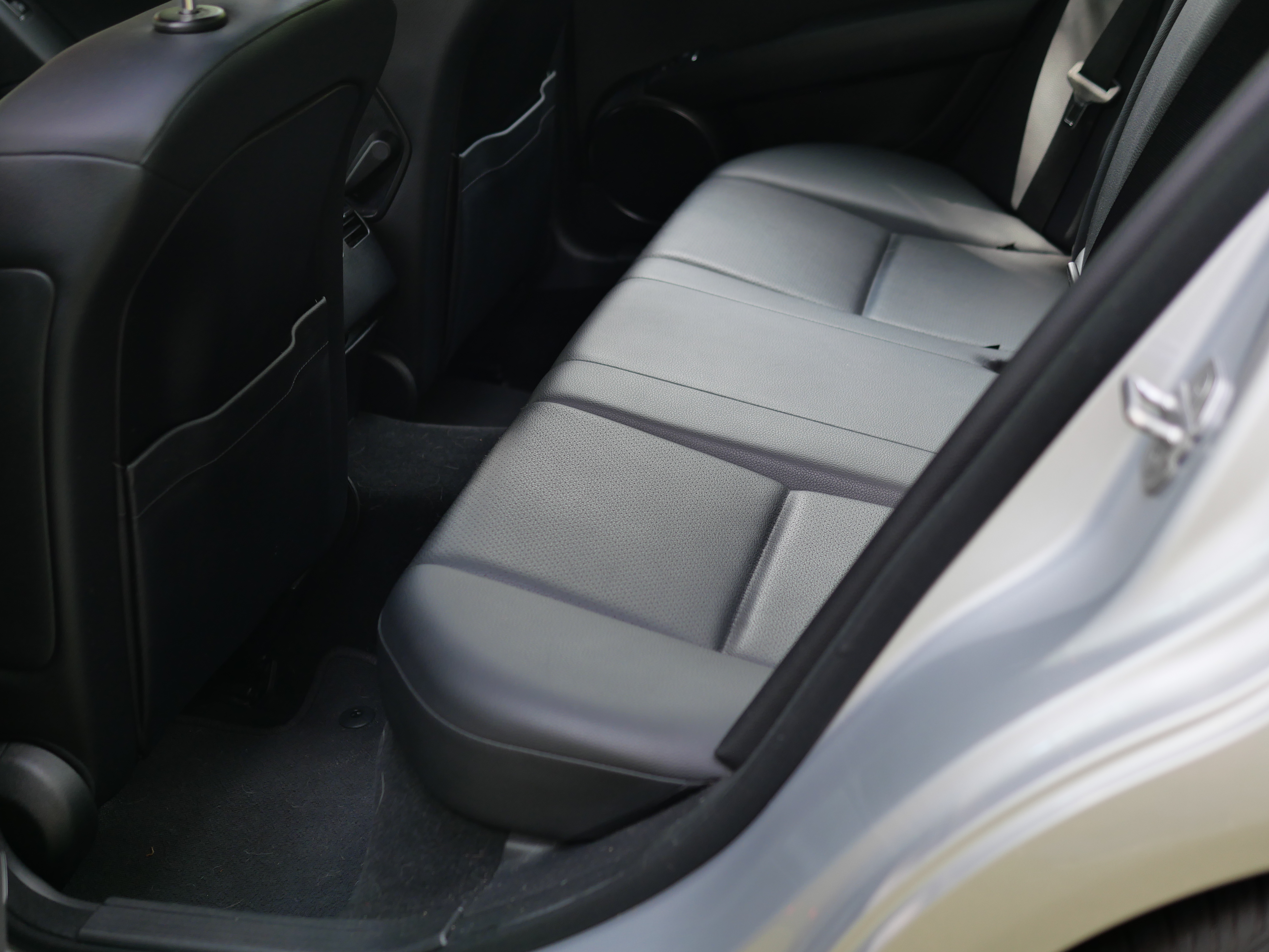 Used 2013 Mercedes-Benz C 300 4MATIC Sedan image 17