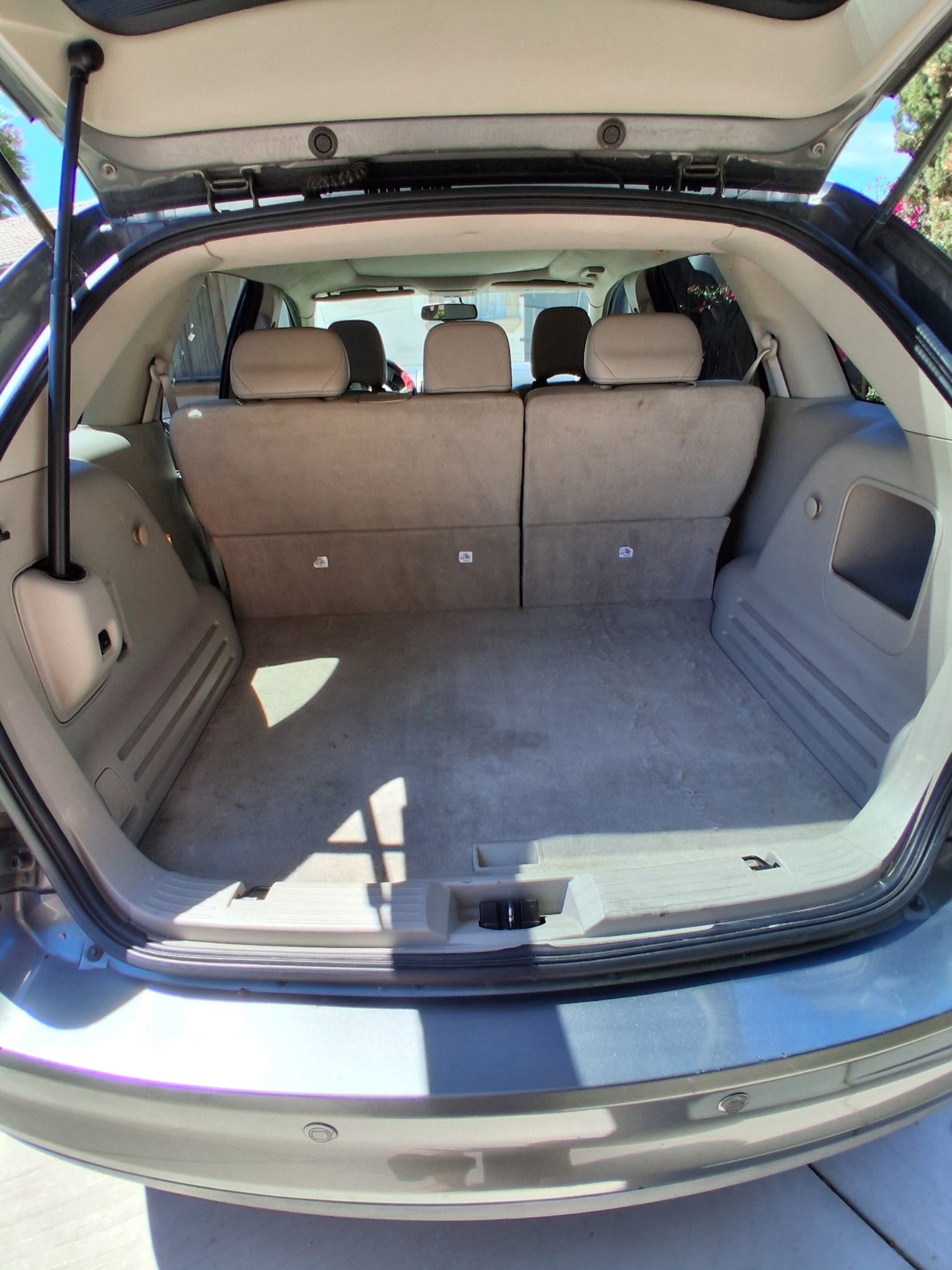 Used 2010 Ford Edge SEL FWD image 13