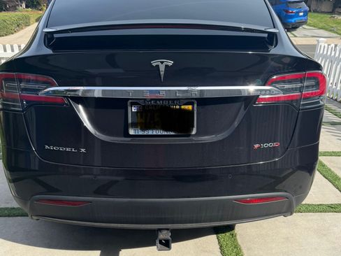 Used 2017 Tesla Model X P100D image 5