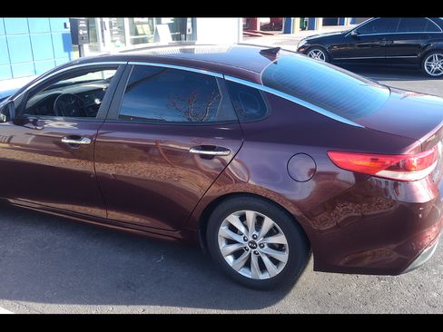 Used 2016 Kia Optima LX w/ Option Group 014 image 5