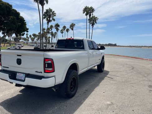 Used 2021 RAM 2500 Laramie AWD/4WD image 9