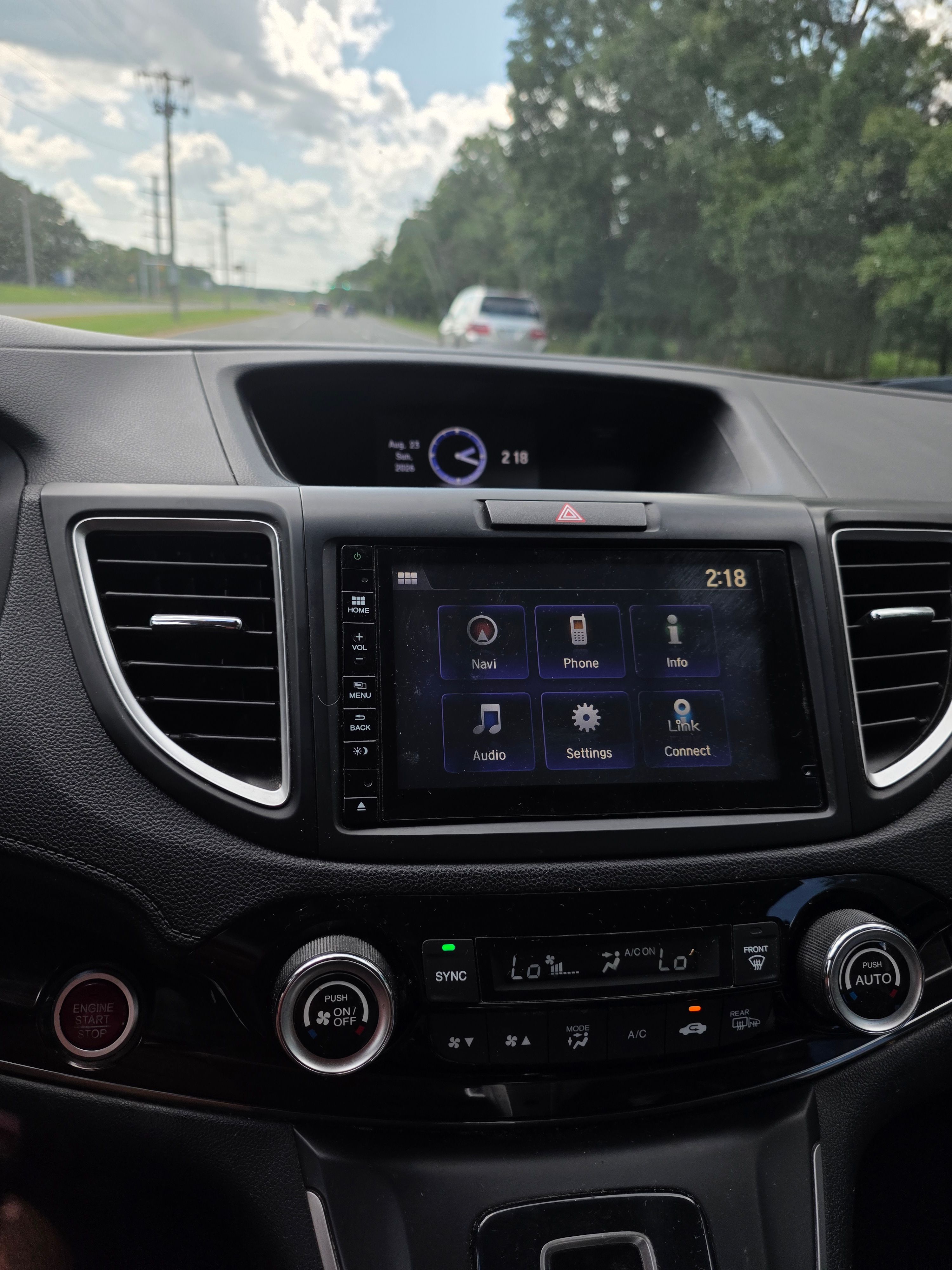 Used 2016 Honda CR-V Touring image 8