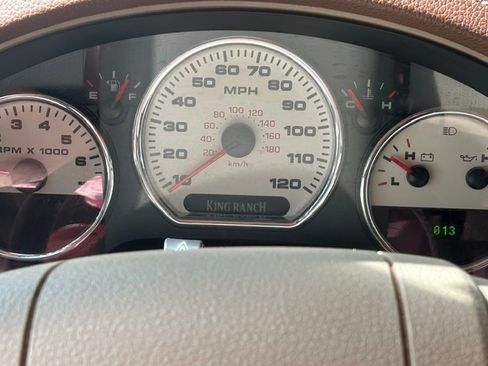 Used 2005 Ford F150 King Ranch AWD/4WD image 12