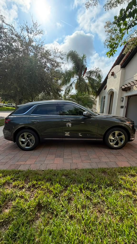 Used 2026 Genesis GV70 2.5T Select AWD/4WD image 4