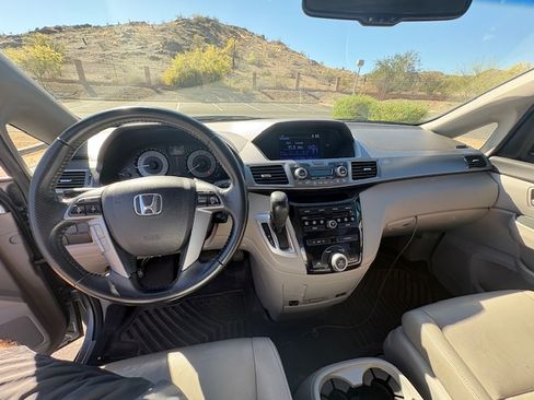 Used 2011 Honda Odyssey EX-L image 11