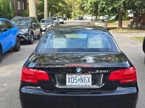 Used 2013 BMW 335i Convertible image 15