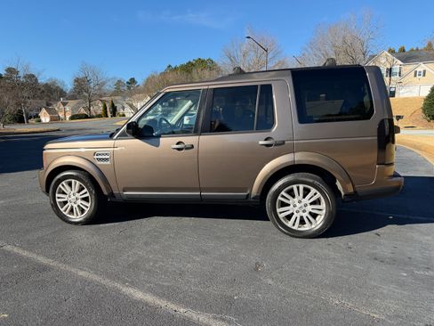 Used 2010 Land Rover LR4 HSE LUX image 1
