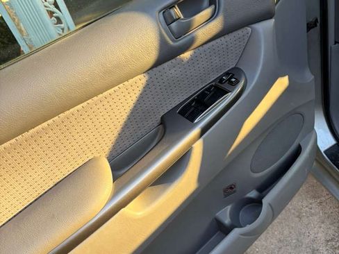 Used 2006 Toyota Sienna LE image 8