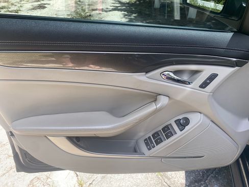 Used 2009 Cadillac CTS 3.6 RWD image 13