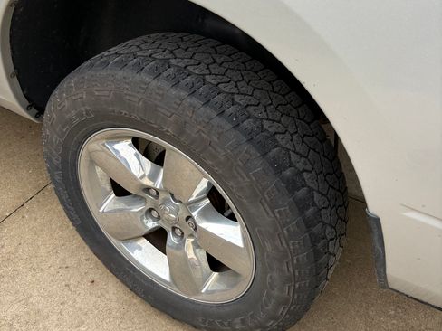 Used 2014 RAM 1500 Big Horn image 4