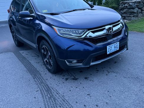 Used 2017 Honda CR-V Touring image 1